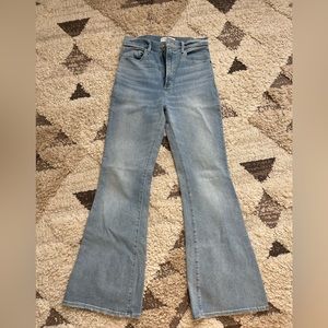 Abercrombie & Fitch The Flare Ultra High Rise Jeans, size 28